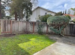 123B Brenton Ct, Mountain View, CA 94043
