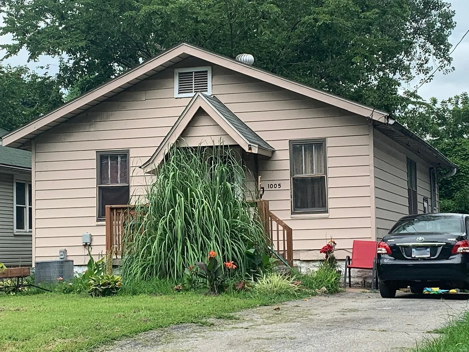 1005 Upper Cahokia Rd photo 1