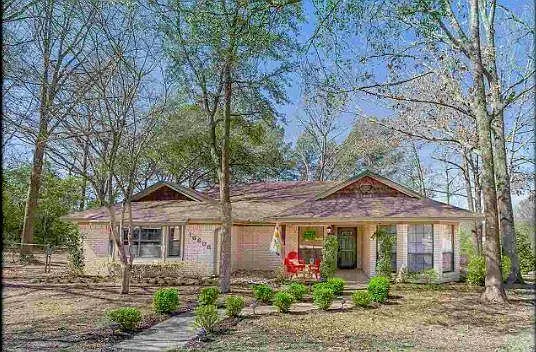 16608 Echo Glen Dr — Photo 1