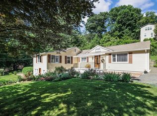 32 Gates Dr, Patterson, NY 12563
