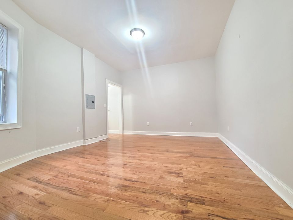 2nd image of 304 50th St #43E
