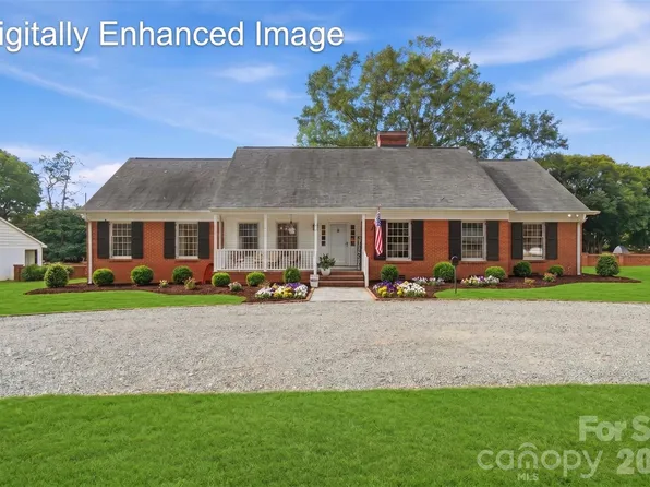 3031 Gardner Park Dr, Gastonia, NC 28054