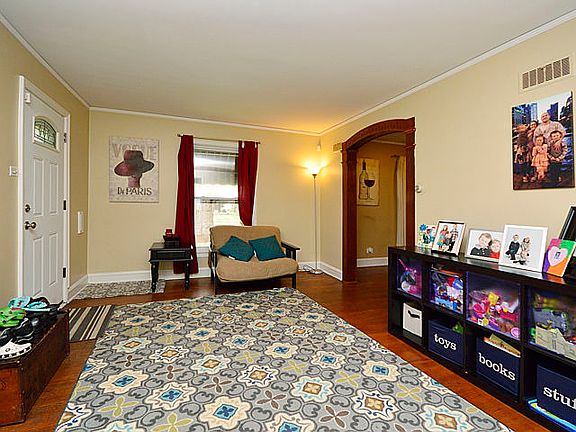 3rd image of 5325 N Osceola Ave