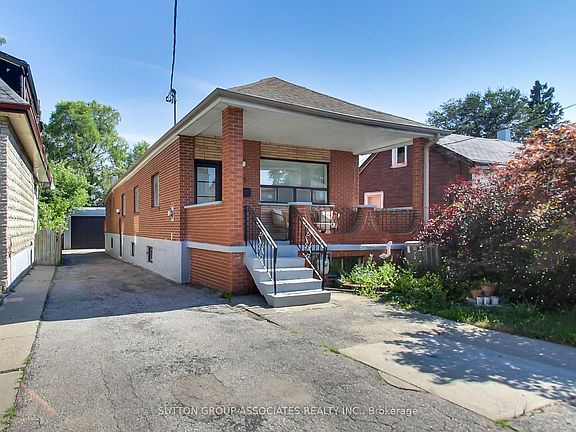 3rd image of 175 Earlsdale Ave