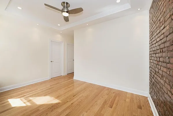 Rented by Bold New York | media 13