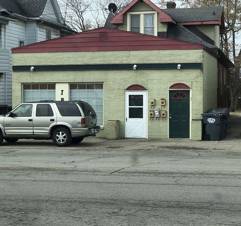 1st image of 1807 Meridian St