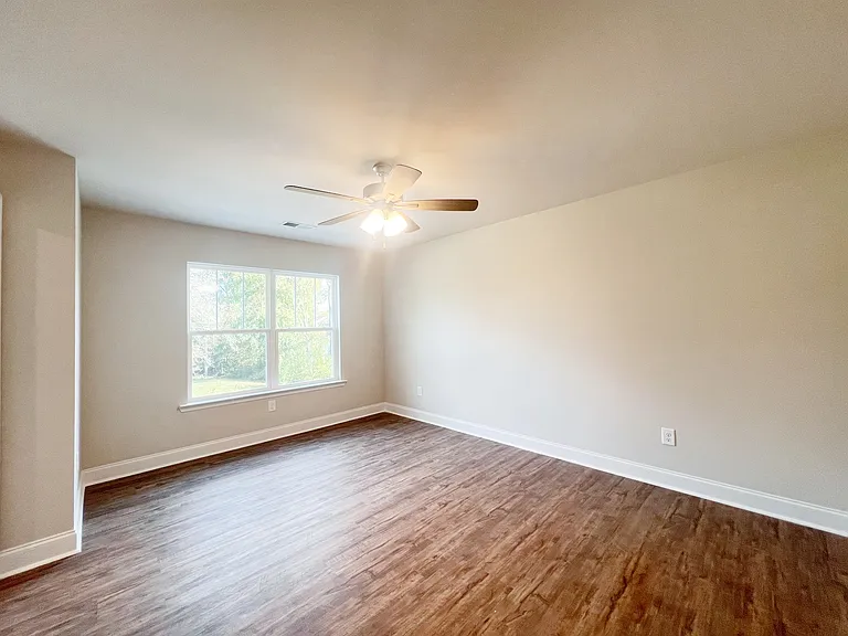 104 Keel Ln — Photo 21