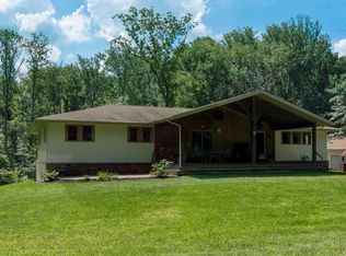 1725 Walnut Ln, Quakertown, PA 18951