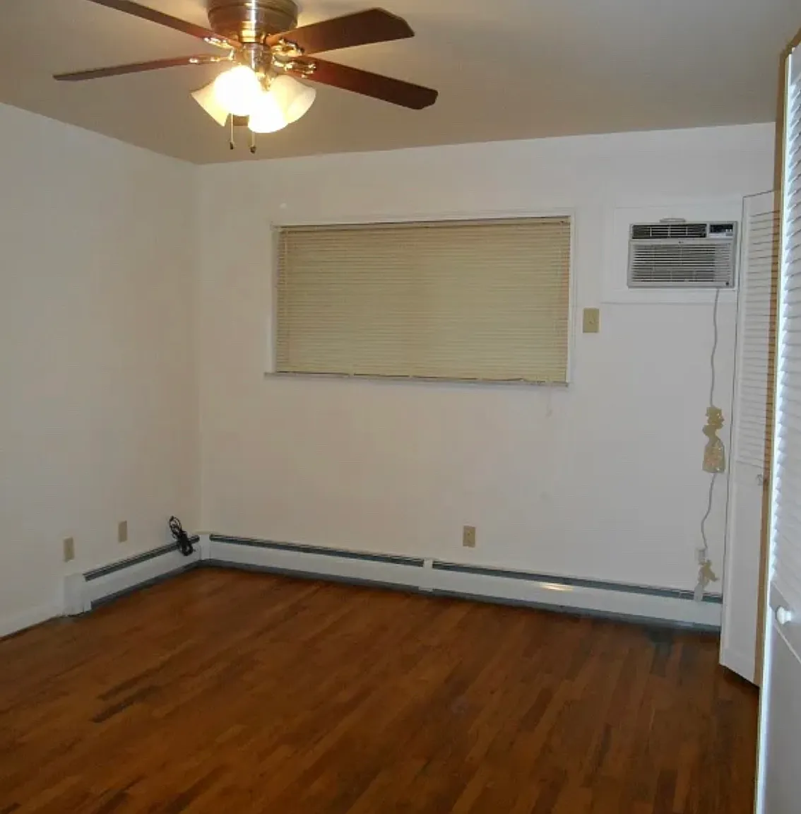 3 bed, 1200 sqft, $1,475 — Photo 4