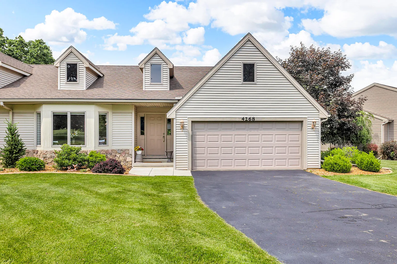 4268 Fairway Ln photo 1
