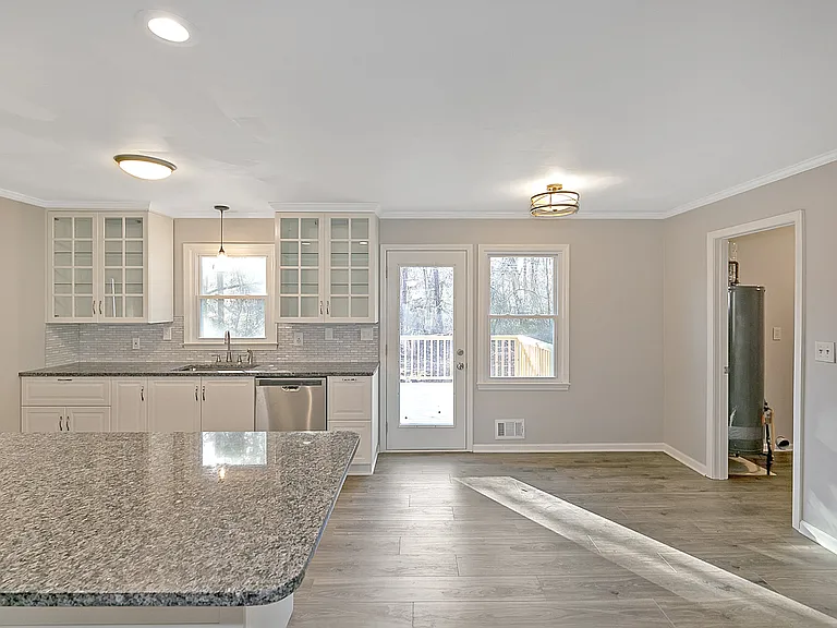 145 Billy Ln — Photo 4