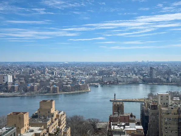 444 E 86th St #Penthouse H, New York, NY 10028