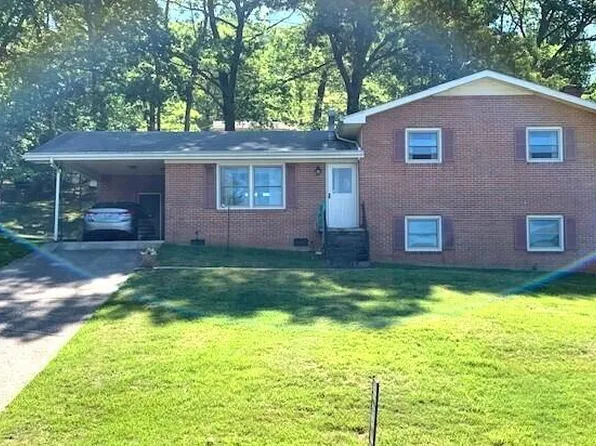 2346 Holly Ave, Buena Vista, VA 24416