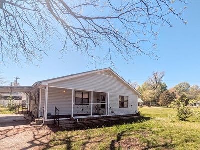 303 N Main St, Campbell, MO, 63933