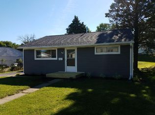 1335 S Harlem Ave, Freeport, IL 61032