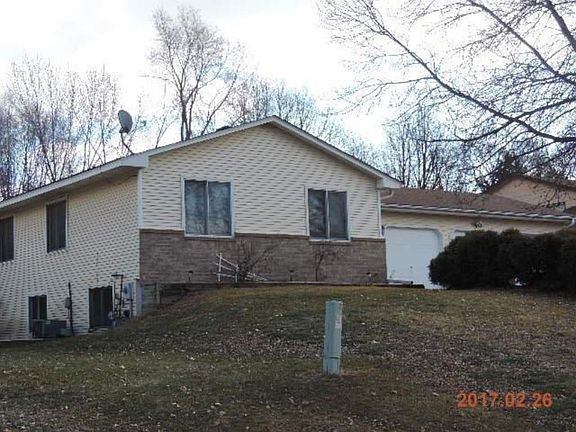 2nd image of 11643 7th St NE