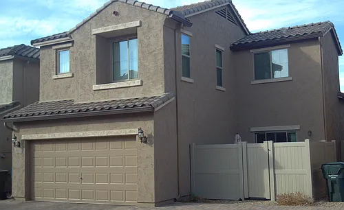 8352 W Vernon Ave Photo 1
