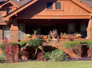 1676 S Pkwy E, Memphis, TN 38106
