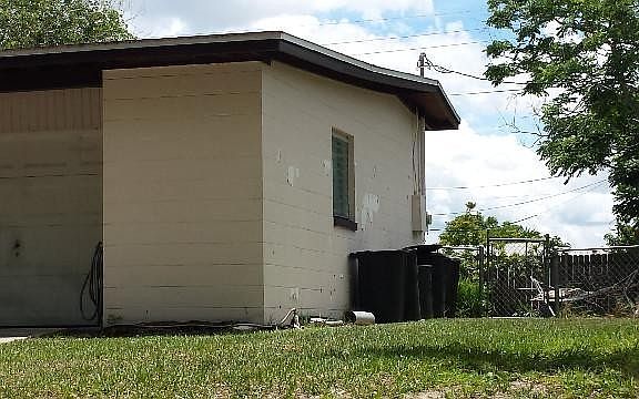 3rd image of 5333 Brereton Ave