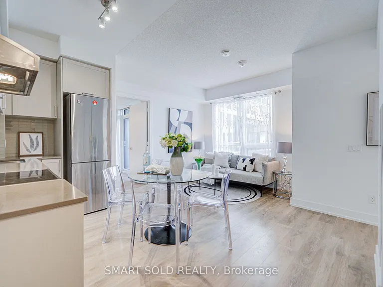 268 Buchanan Dr #305W — Photo 4