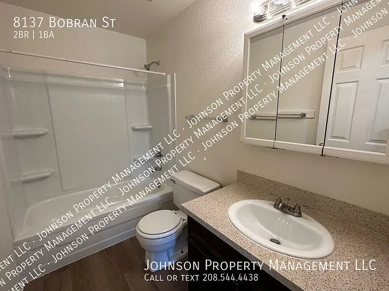 8137 W Bobran St — Photo 8