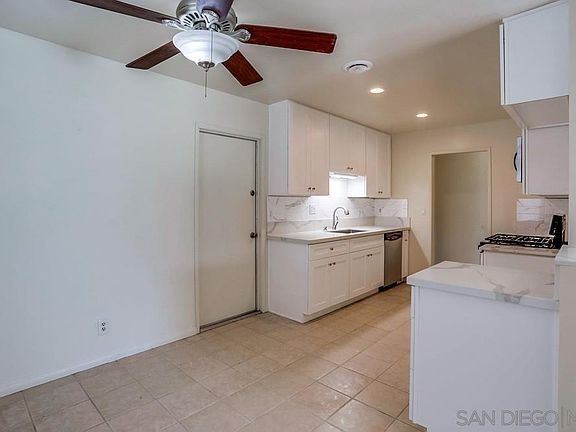 5th image of 3949 Las Cruces Ave