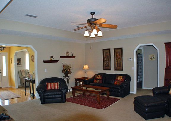 2nd image of 216 Ashbrook Dr