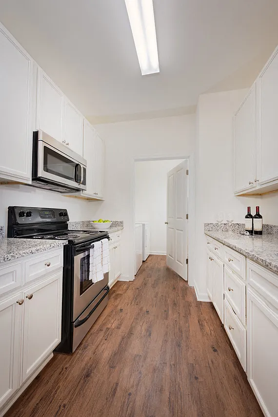 Residences at Jefferson Crossing — Photo 2