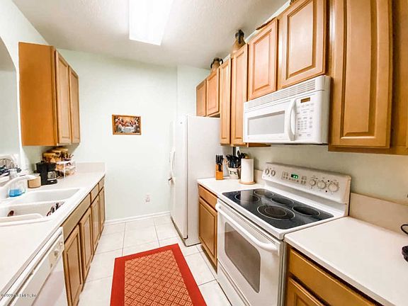 2nd image of 7801 Point Meadows Dr Unit 5110