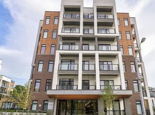 135 Canon Jackson Dr #310, Toronto, ON M6M 0B7