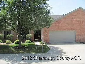 1621 Broadmoor Dr photo 1