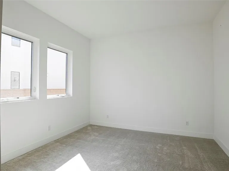 20552 Edgewood Ct — Photo 50