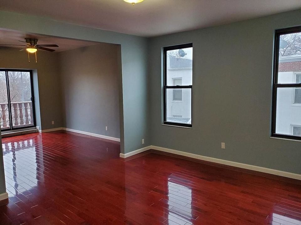 1st image of 9424 Fort Hamilton Pkwy #2