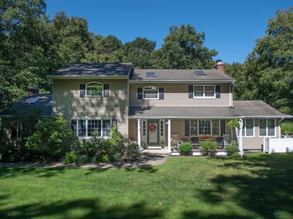172 Mimosa Circle, Ridgefield, CT 06877