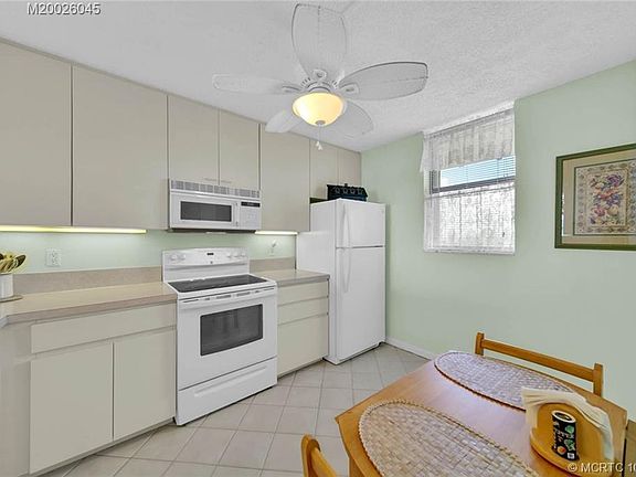5th image of 9940 Ocean Dr APT 506