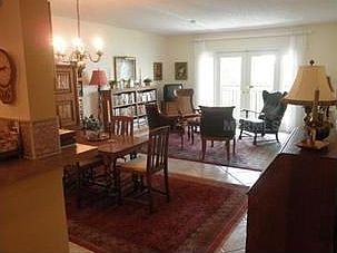 4th image of 5020 Bayshore Blvd APT 403