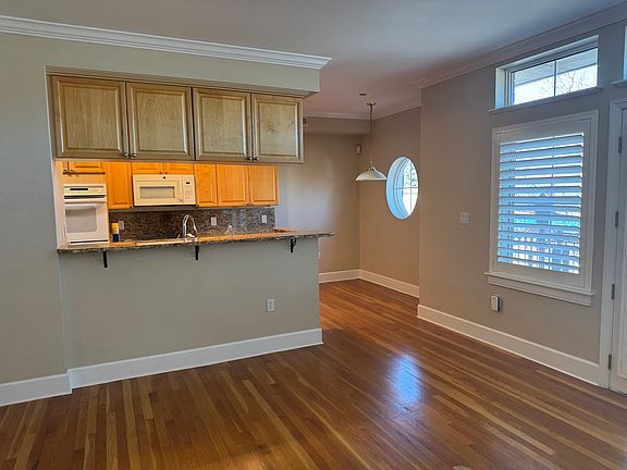 Breakfast Bar