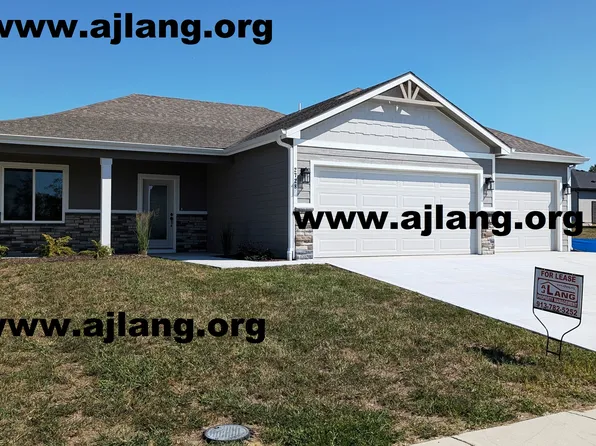 2728 E 26th Ter, Lawrence, KS 66046