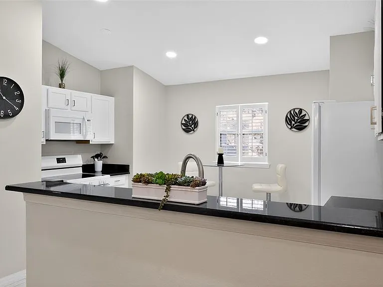 165 Scrub Jay Way — Photo 11