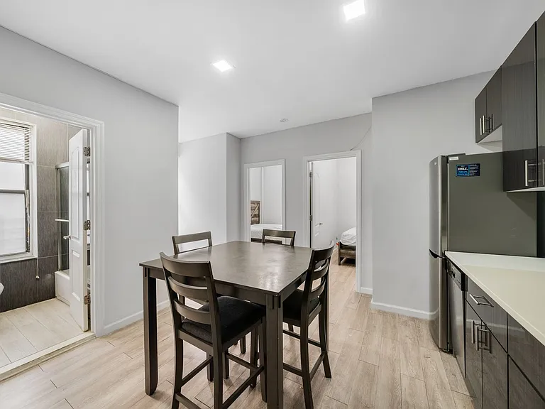 2377 Belmont Ave — Photo 2