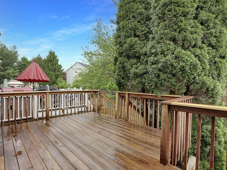 437 Ashton Ln — Photo 30