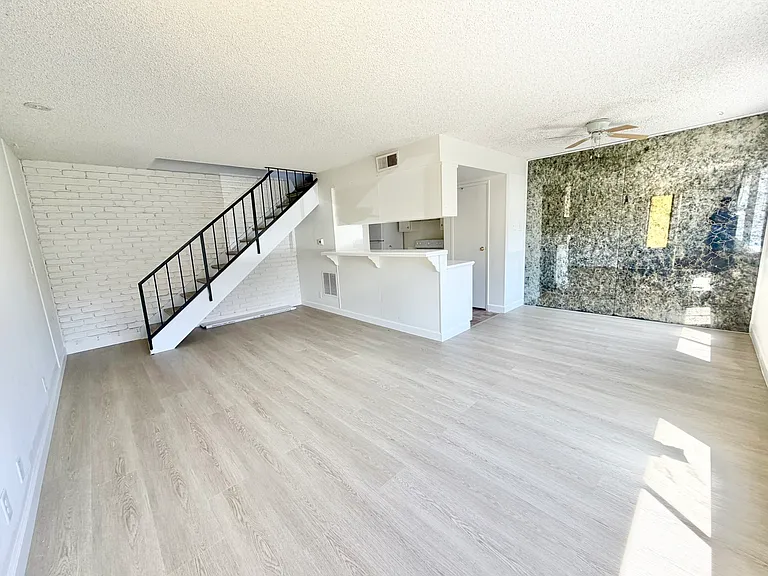 18231 Camino Bello #2 — Photo 3