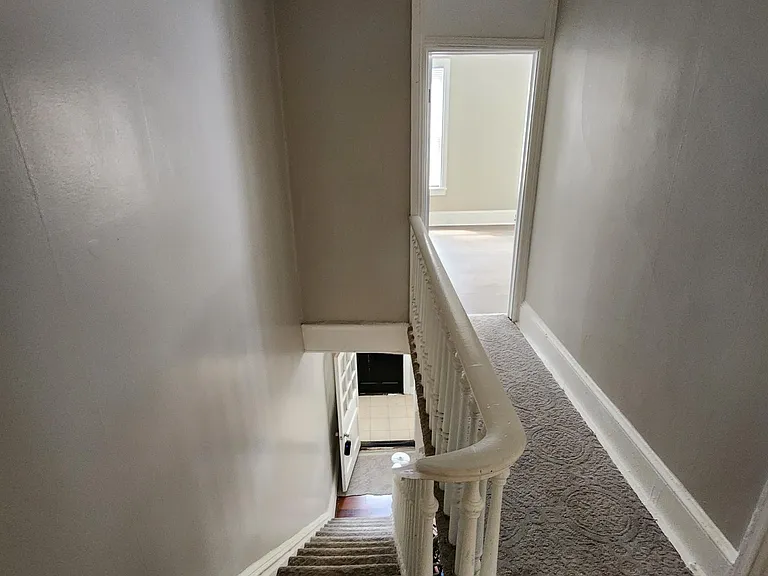 302 N Lombard St — Photo 20