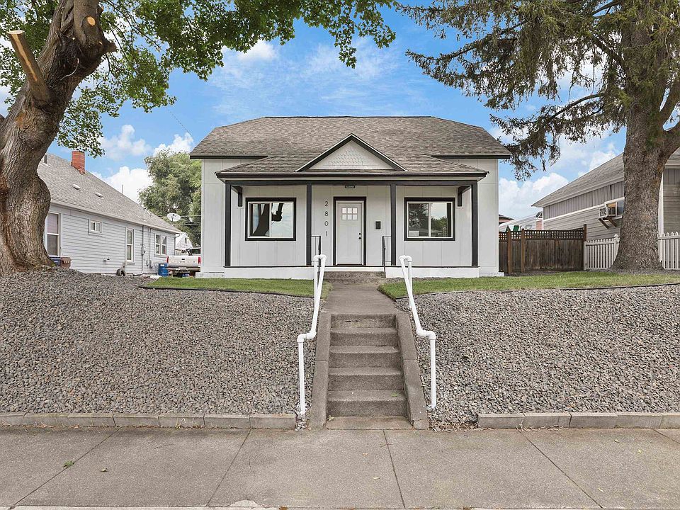 1st image of 2801 E Diamond Ave