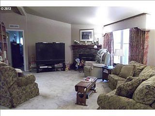 3rd image of 187 Knoll Terrace Dr