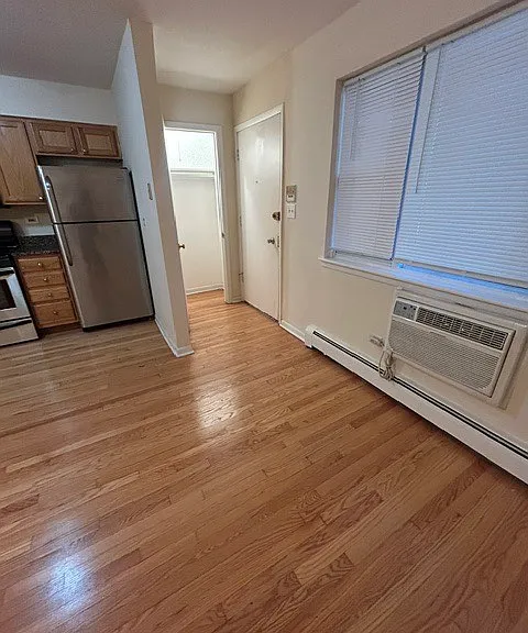 4056 N California Ave #2F — Photo 4