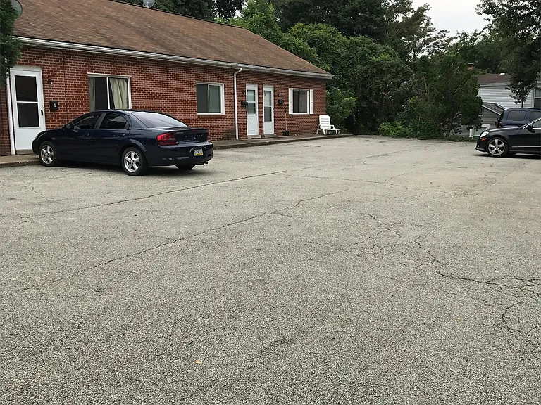 216-224 McCutcheon Ln — Photo 24