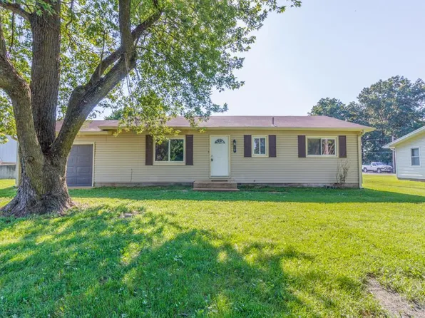 14 Sunrise Dr, Lebanon, MO 65536