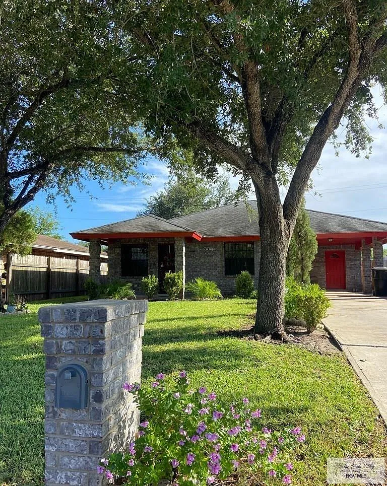 3 bed, 2.0 bath, 1031 sqft, $1,500 — Photo 4