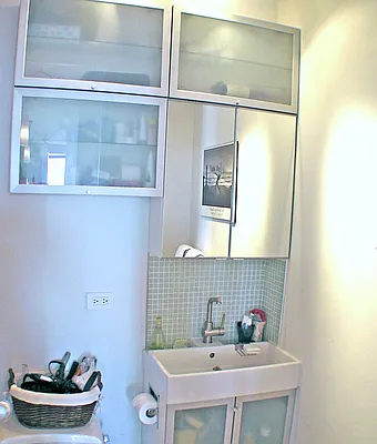 Rented by R New York | media 12